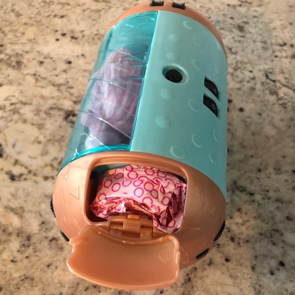 Lol Surprise “Drag Racer” Eye Spy Under Wraps - Picture 6 of 7